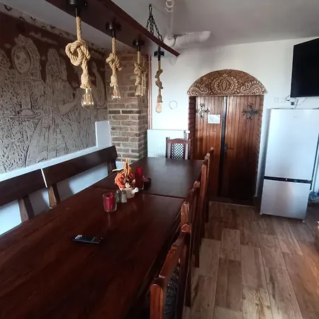 Vinný Sklípek U Dědy * Hrusky (Breclav)