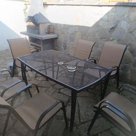 Vinný Sklípek U Dědy Casa de Férias Hrusky (Breclav)