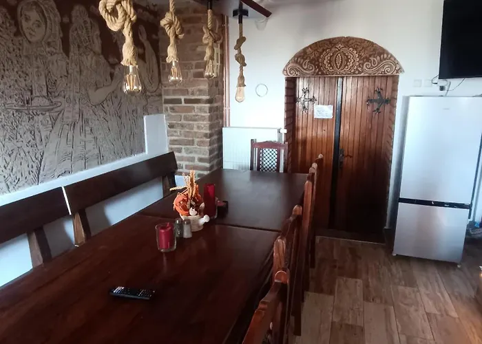 Vinný Sklípek U Dědy * Hrusky (Breclav)